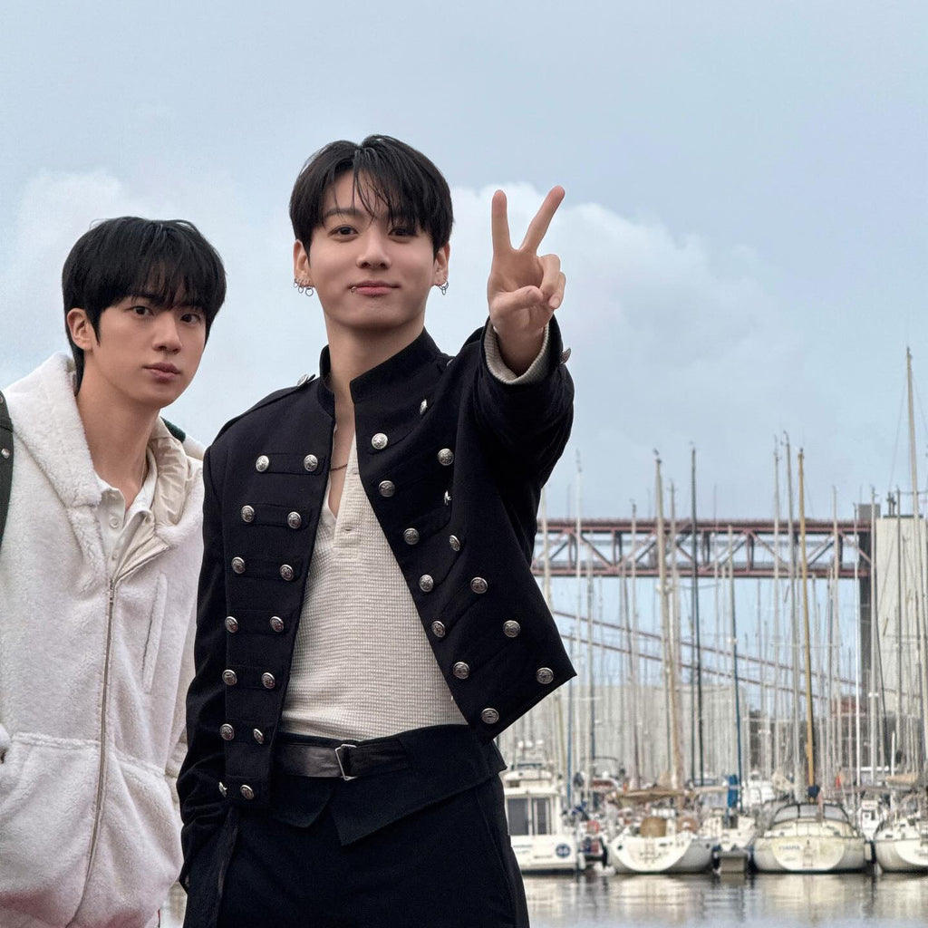 JUNGKOOK'S FYA DENIM JACKET!